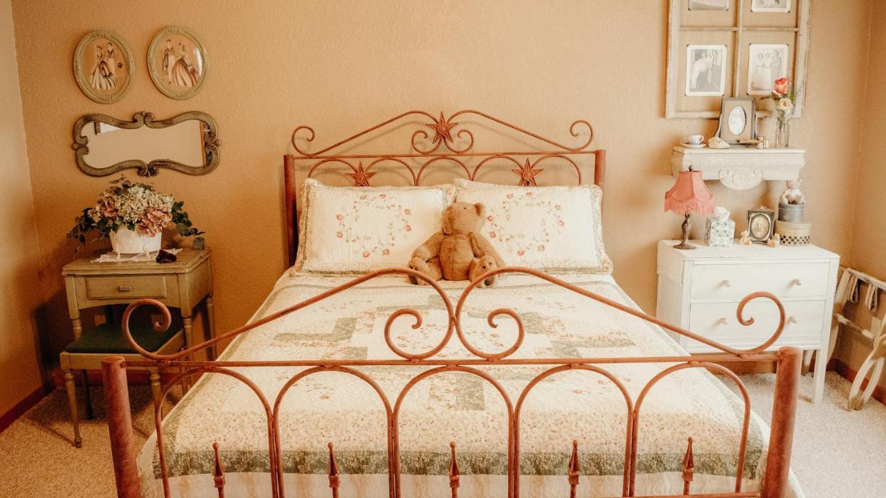 Casa Del Rio Bed And Breakfast Бастроп Экстерьер фото