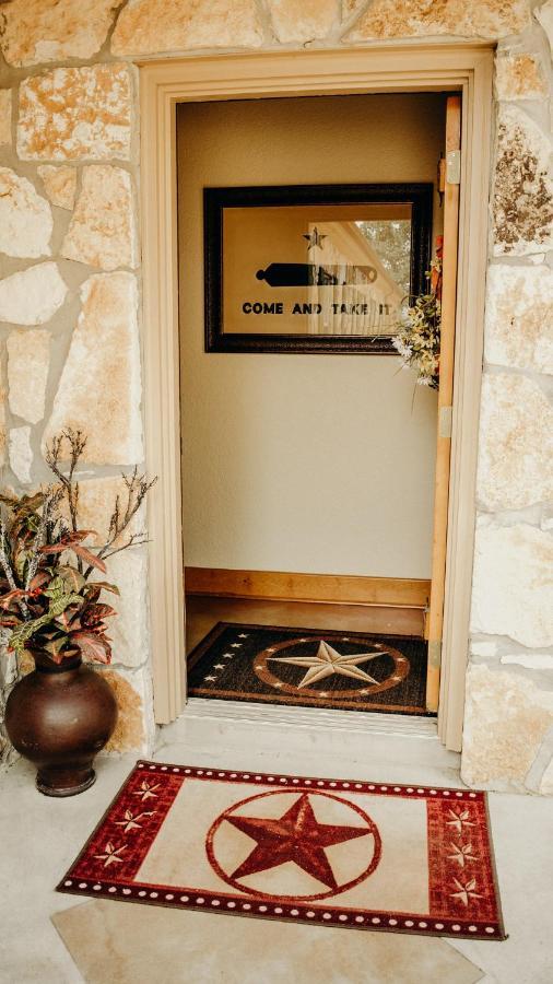 Casa Del Rio Bed And Breakfast Бастроп Экстерьер фото